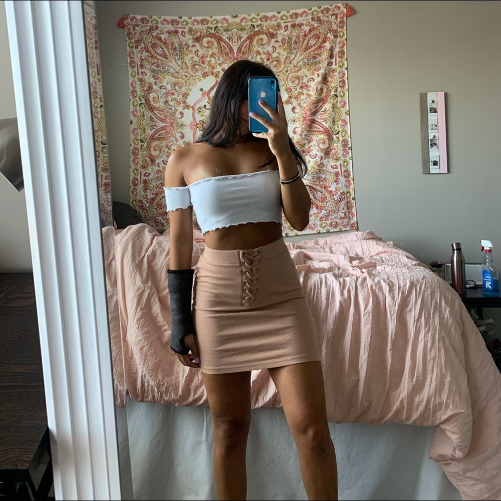 Lace up skirt